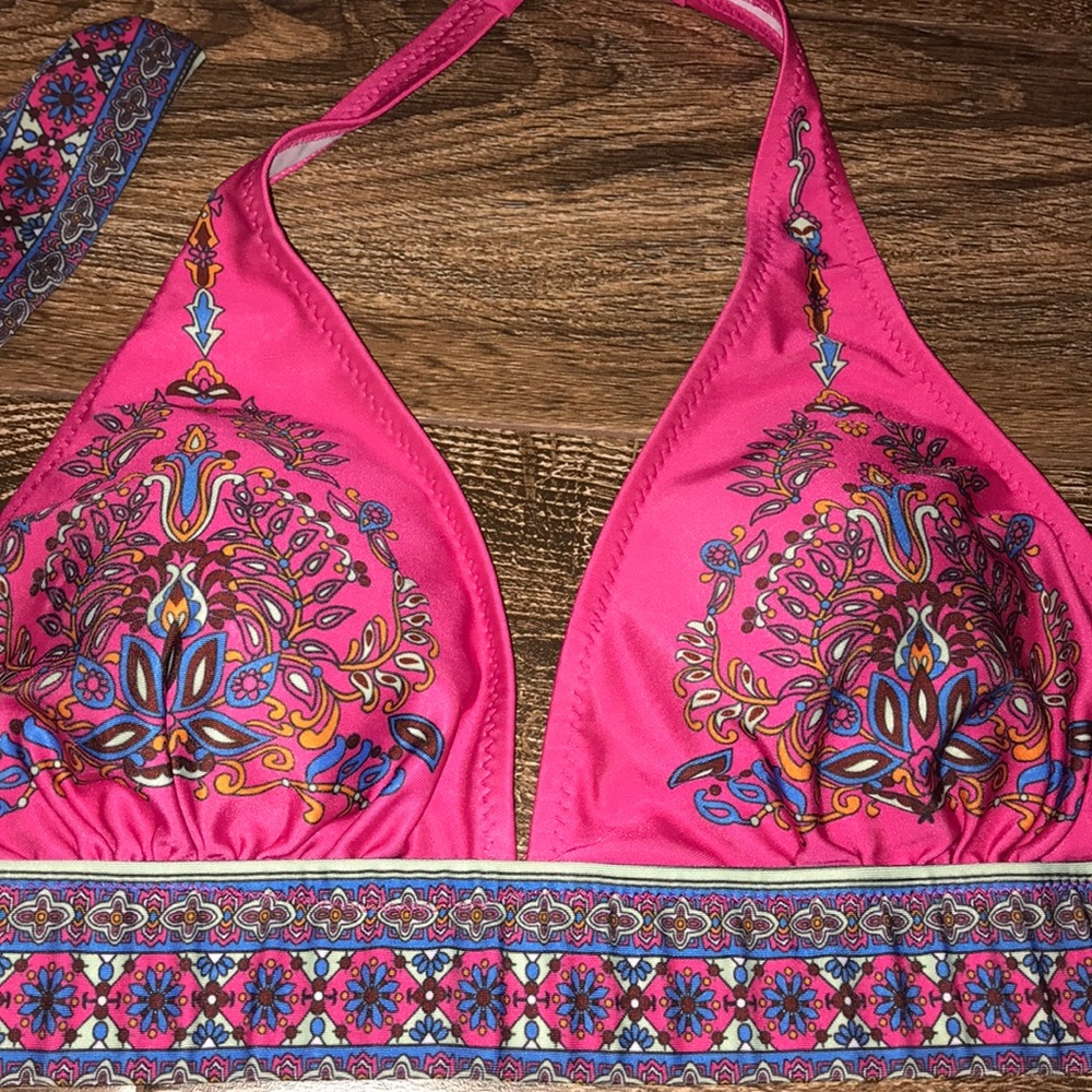 Two Bikini Tops - Picture 4 of 6